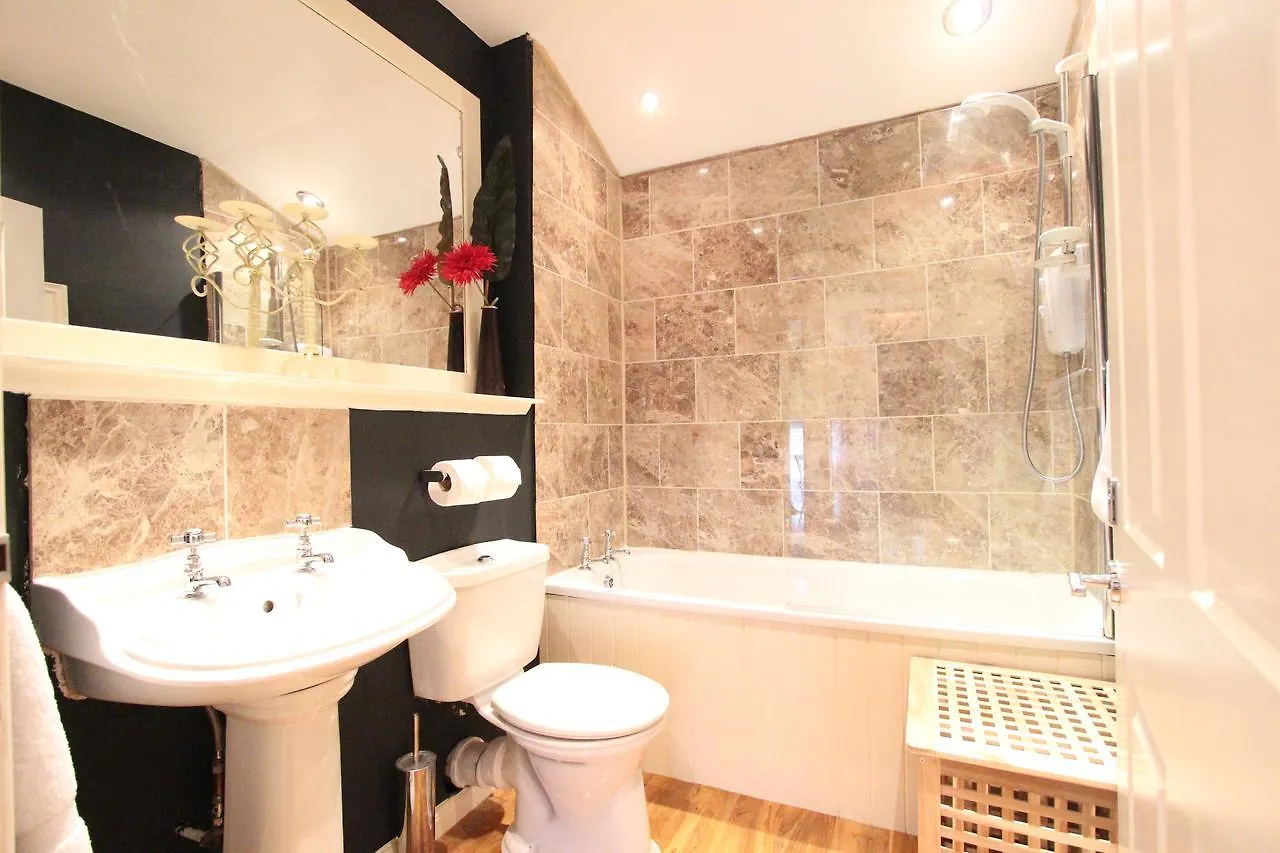 Haymarket Apartment Edinburgh